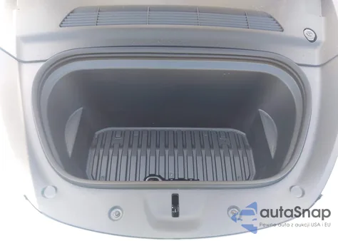 2025 Tesla Model Y Long Range Dual Motor All-Wheel Drive from USA, damaged, VIN 7SAYGDED7SA378872